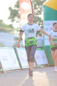 BIB: 
                            <button type="button" onclick="openModal(3642412)" class="btn btn-primary btn-sm float-right btn-popup" data-toggle="modal" data-target=".modal-high-quality">
                        <i class="fas fa-shopping-cart"></i> Add to Cart
                    </button>
                                            <button type="button" onclick="isThisMe(3642412, true)" class="btn btn-success btn-sm float-right btn-popup btn-isme hidden" data-toggle="tooltip" data-placement="bottom" title="นี่คือรูปของคุณใช่ไหม คลิกที่นี่เพื่อเอาเข้าอัลบั้ม">
                        <i class="fas fa-plus"></i> Add to album
                    </button>
                    <button type="button" onclick="isThisMe(3642412, false)" class="btn btn-warning btn-sm float-right btn-popup btn-isnotme hidden">
                        <i class="fas fa-ban"></i> Remove from album
                    </button>